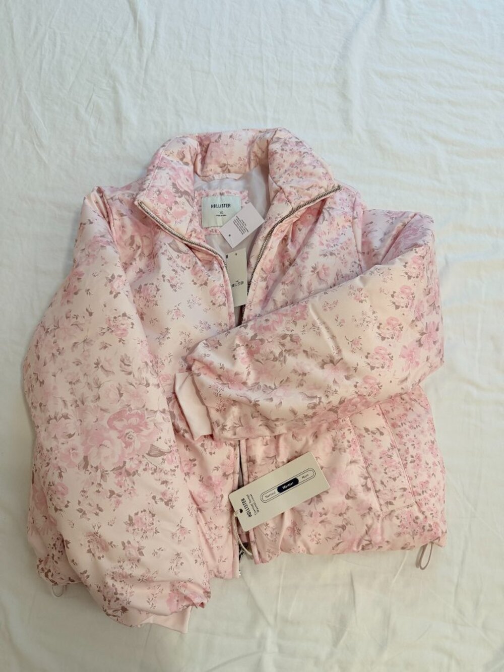 Hollister Pink Floral Puffer Jacket Coquette Rose Print Zip Up NWT